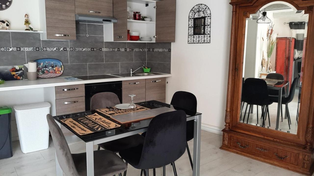 Charmant T2 Tout Confort Au Centre Du Village ! Florensac Экстерьер фото